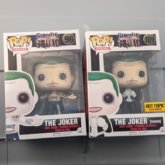 BNIB 2 Funko Pop! Suicide Squad The Joker - Picture 1 of 3